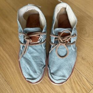 Sundance Casual Blue Canvas Lace-Up Sneakers